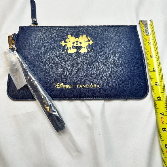 Disney Pandora Blue Clutch/Wristlet Gold Accents and Kissing Minnie & Mickey - Picture 2 of 6